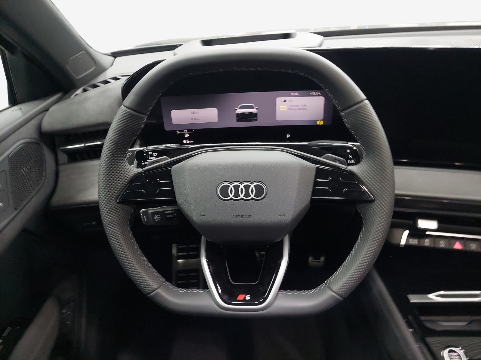 AUDI Q3 Sportback TFSI quattro 195 kW S tronic-image-9