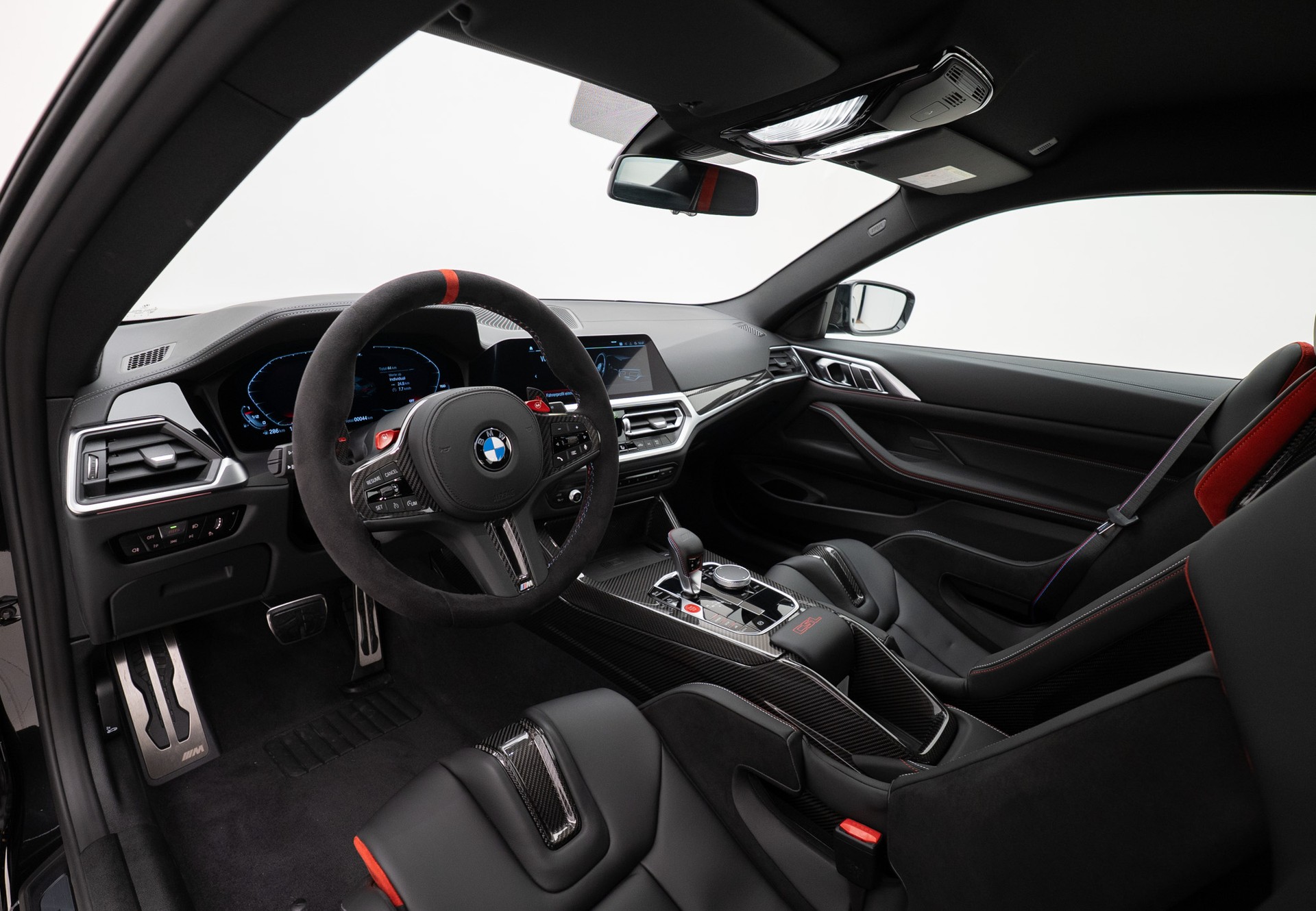 BMW M4 CSL Coupé-image-6