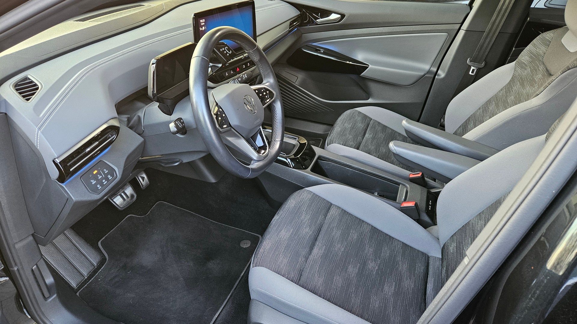 VW ID.5 Pro Performance 77 kWh 75 Edition-image-7