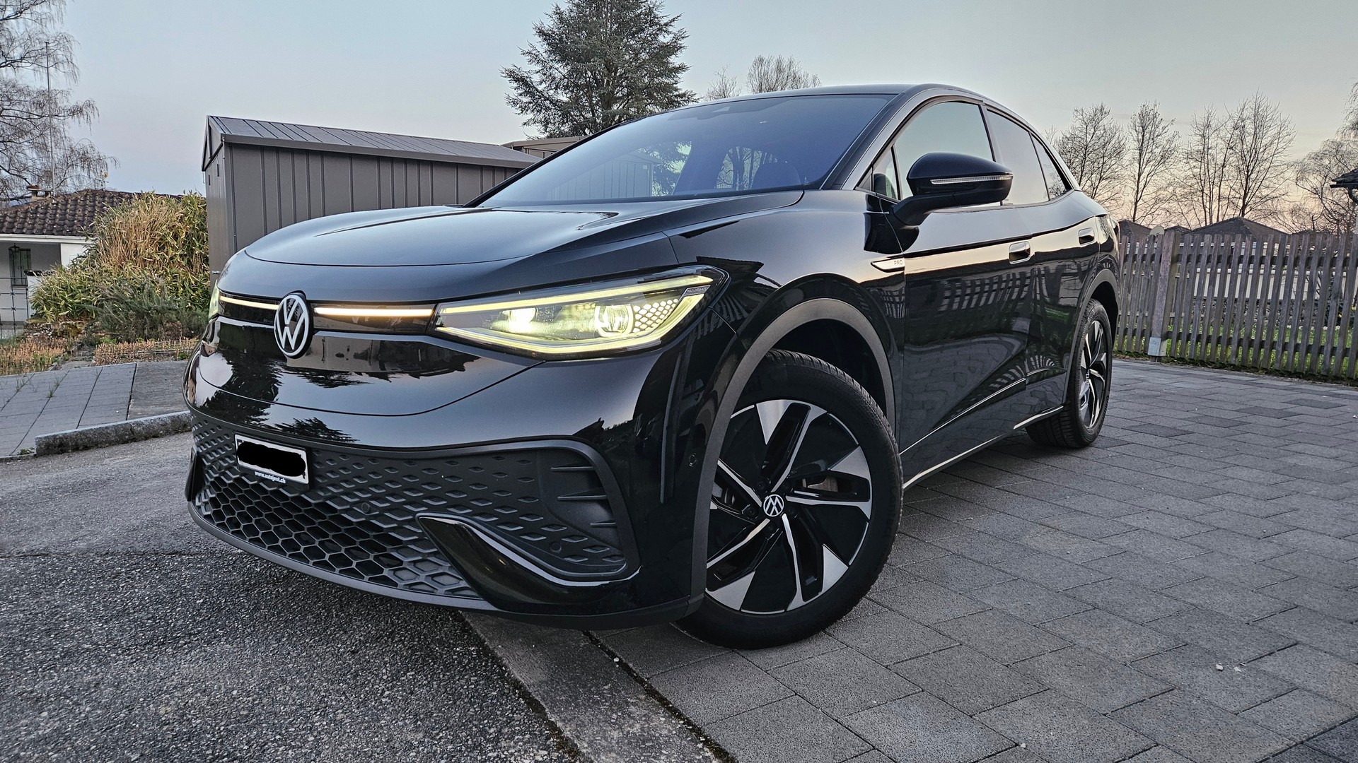 VW ID.5 Pro Performance 77 kWh 75 Edition-image-4