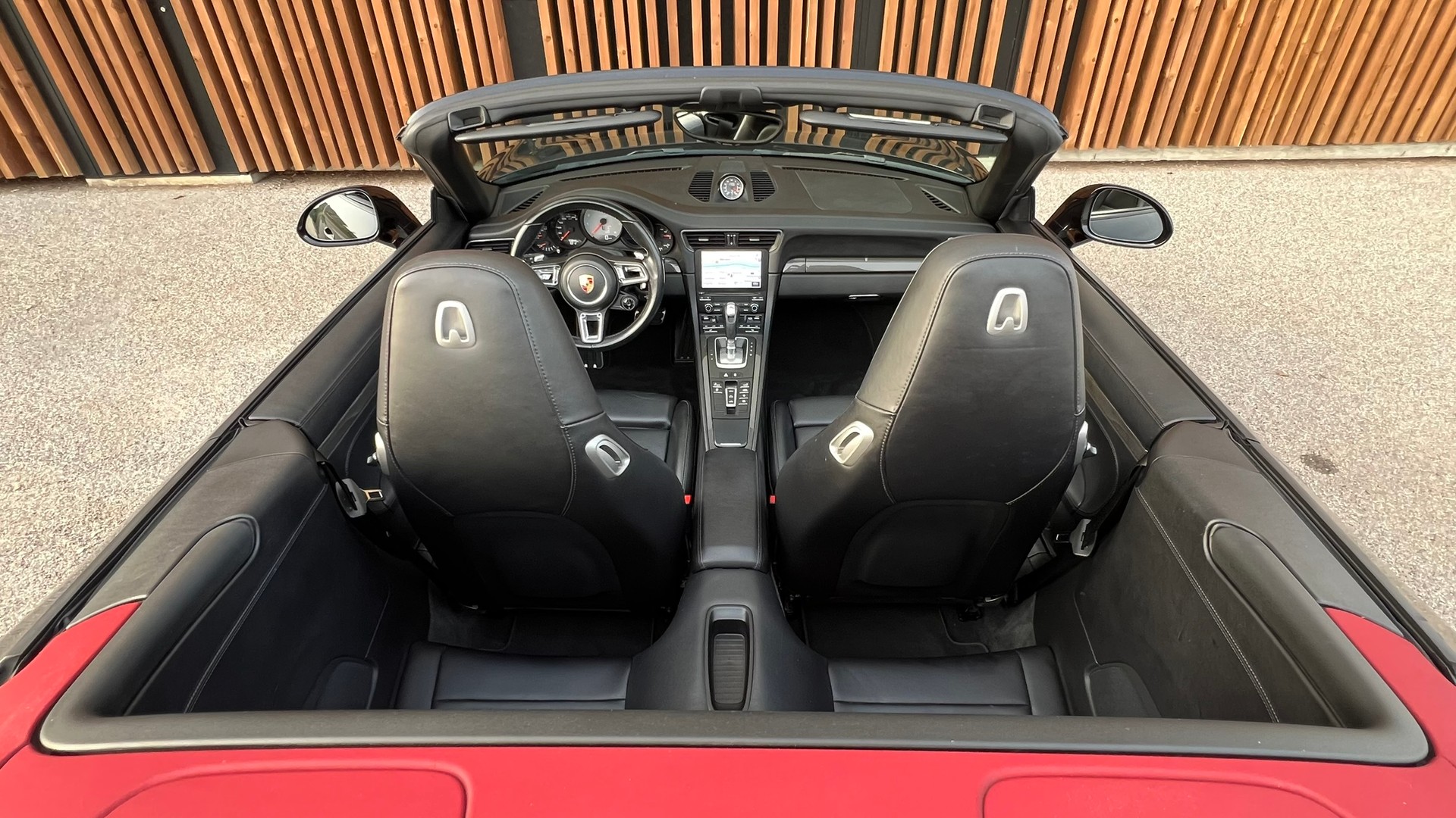 PORSCHE 911 CARRERA 4S BLACK CABRIO PDK l 420 PS-image-20