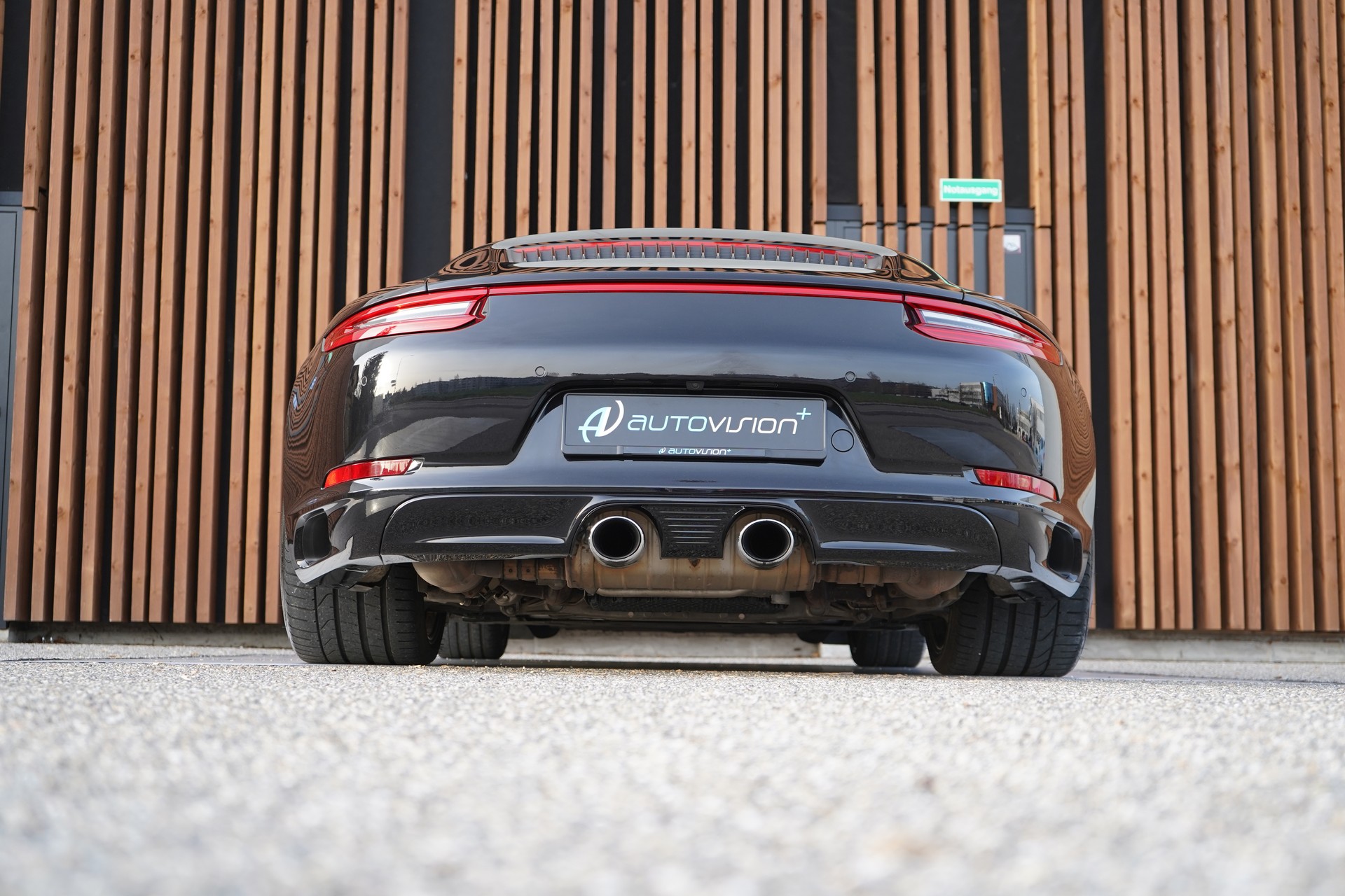 PORSCHE 911 CARRERA 4S BLACK CABRIO PDK l 420 PS-image-15