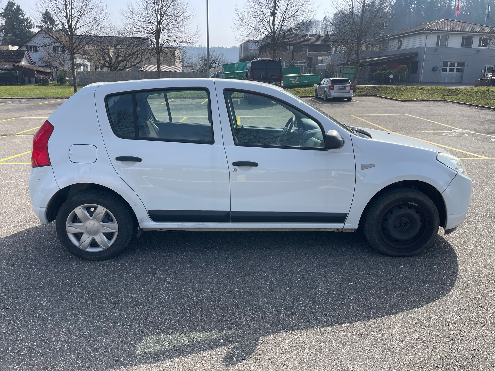DACIA Sandero 1.2 Ambiance-image-4