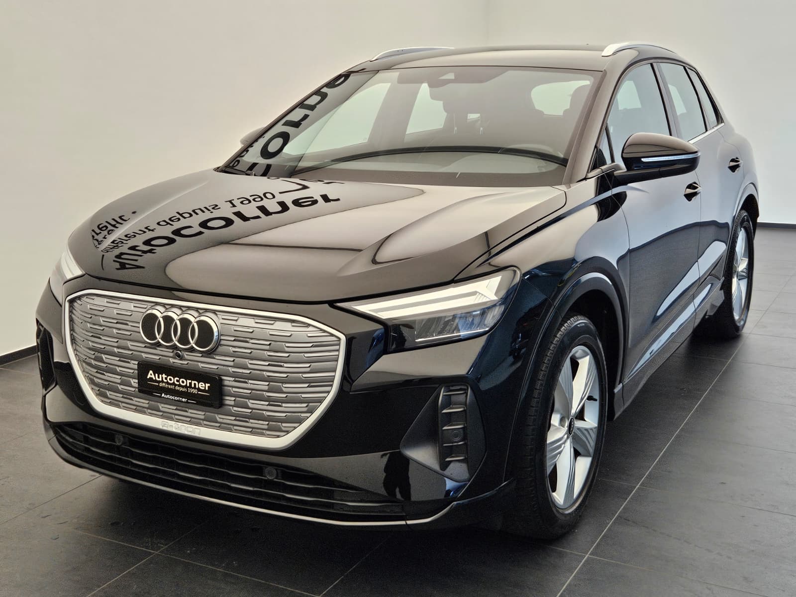 AUDI Q4 e-tron 50 quattro-image-3