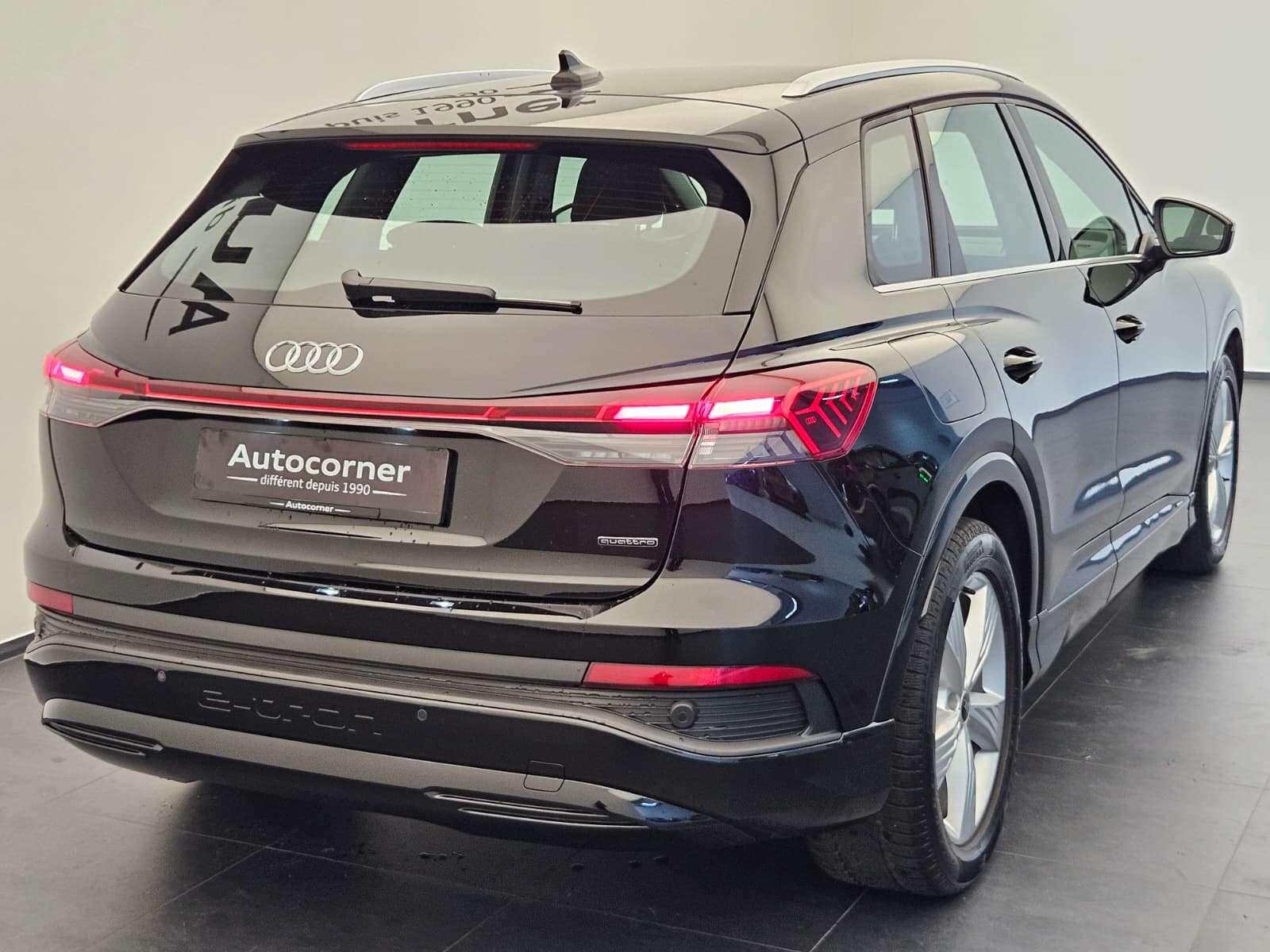 AUDI Q4 e-tron 50 quattro-image-7
