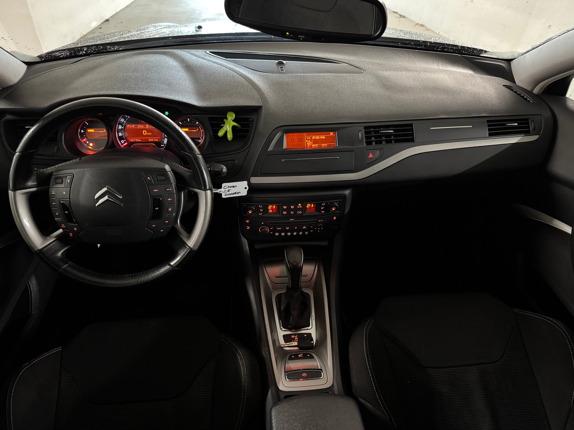 CITROEN C5 Tourer 2.0 HDi Exclusive Automatic-image-12