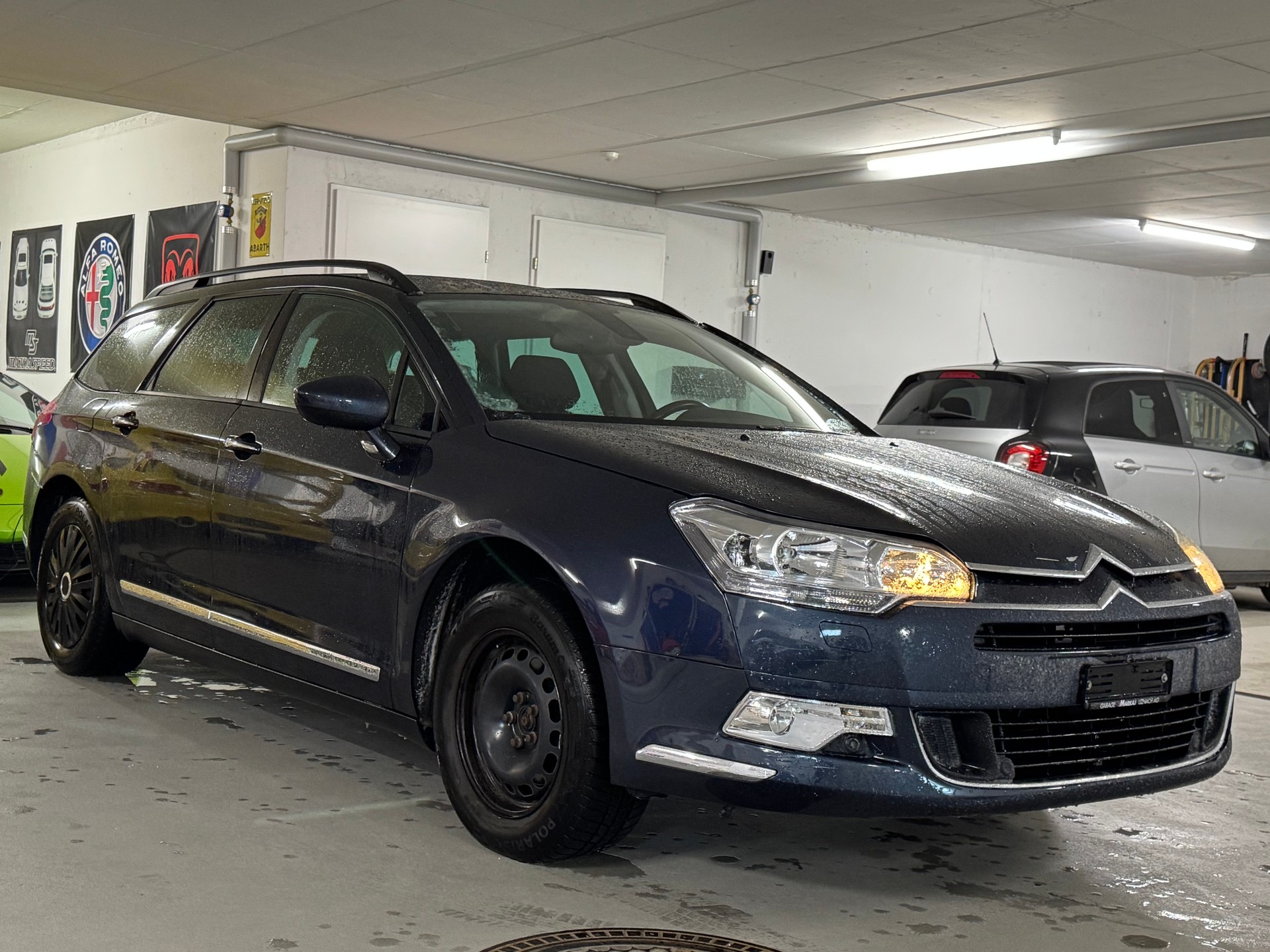 CITROEN C5 Tourer 2.0 HDi Exclusive Automatic-image-2
