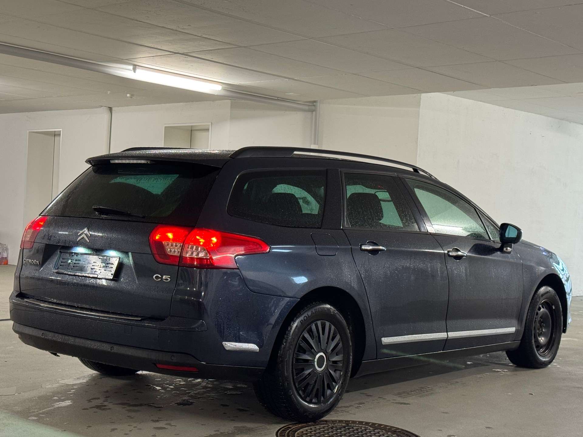 CITROEN C5 Tourer 2.0 HDi Exclusive Automatic-image-6