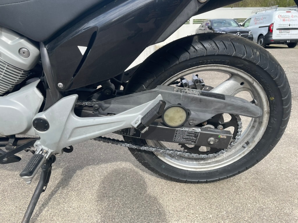 HONDA XL 125 V Varadero-image-6
