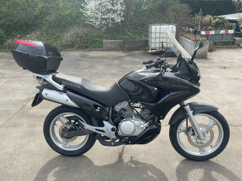 HONDA XL 125 V Varadero-image-0