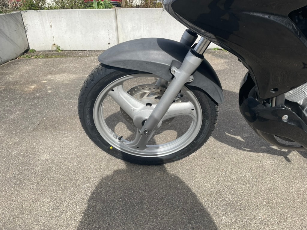 HONDA XL 125 V Varadero-image-5