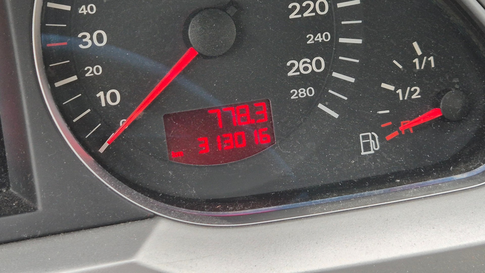 AUDI A6 Avant 2.4 V6-image-11