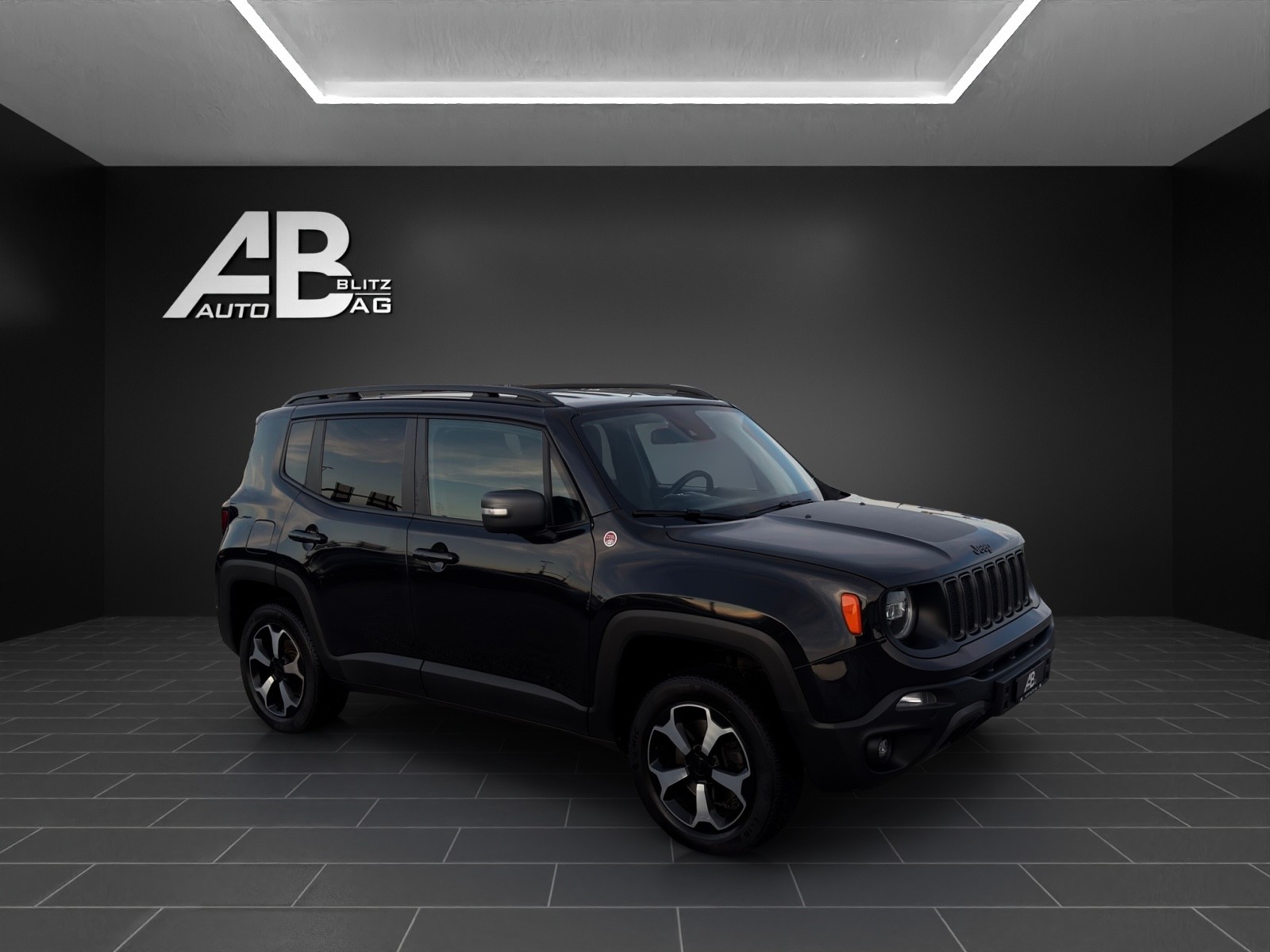JEEP Renegade 2.0 MJ Trailhawk AWD + Low Range 9ATX mit 170 PS-image-5