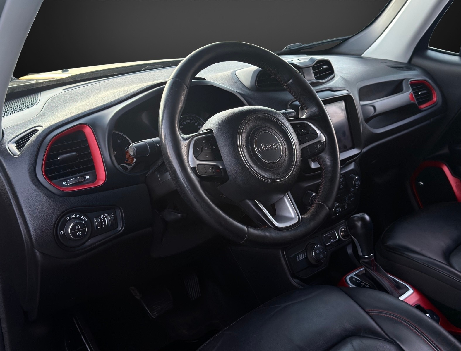 JEEP Renegade 2.0 MJ Trailhawk AWD + Low Range 9ATX mit 170 PS-image-7