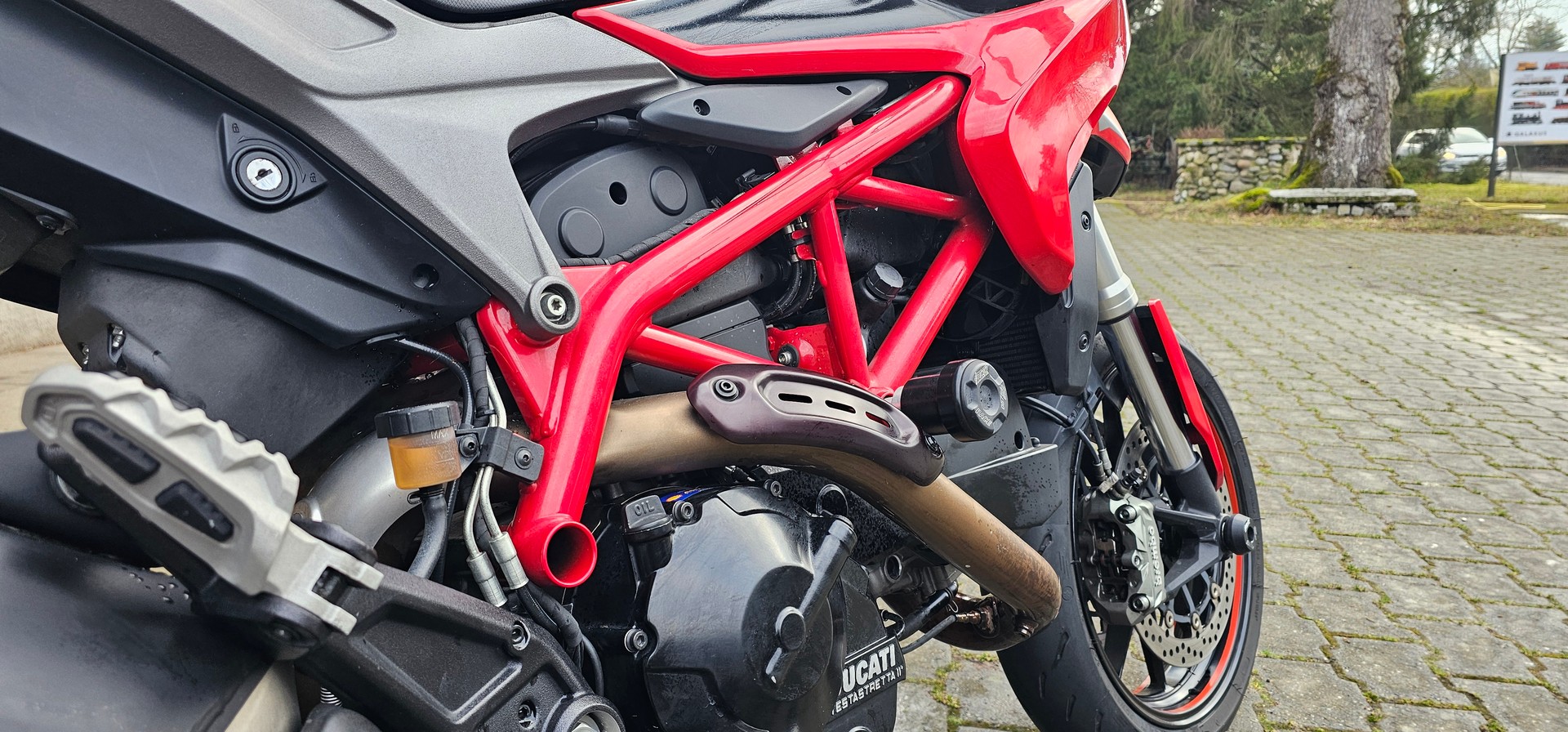 DUCATI Hypermotard 821-image-6