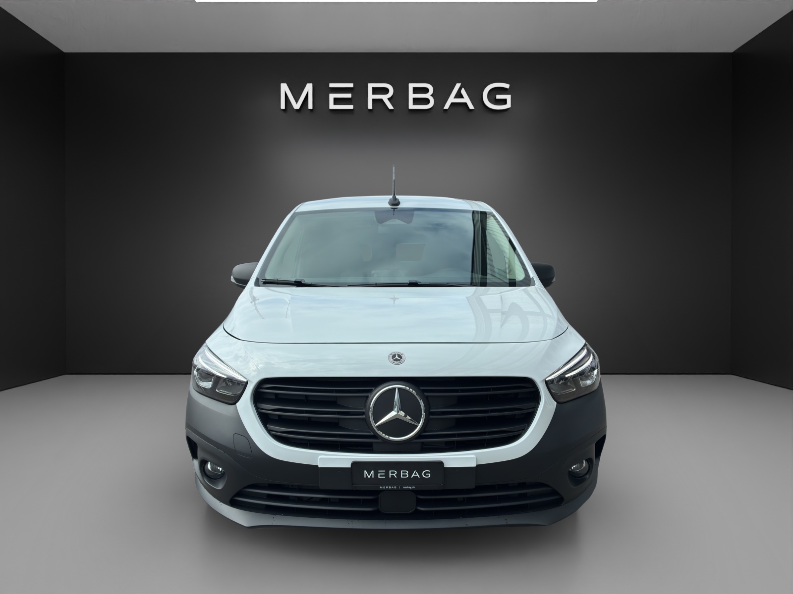 MERCEDES-BENZ eCitan Standard 2716mm S Worker-image-1
