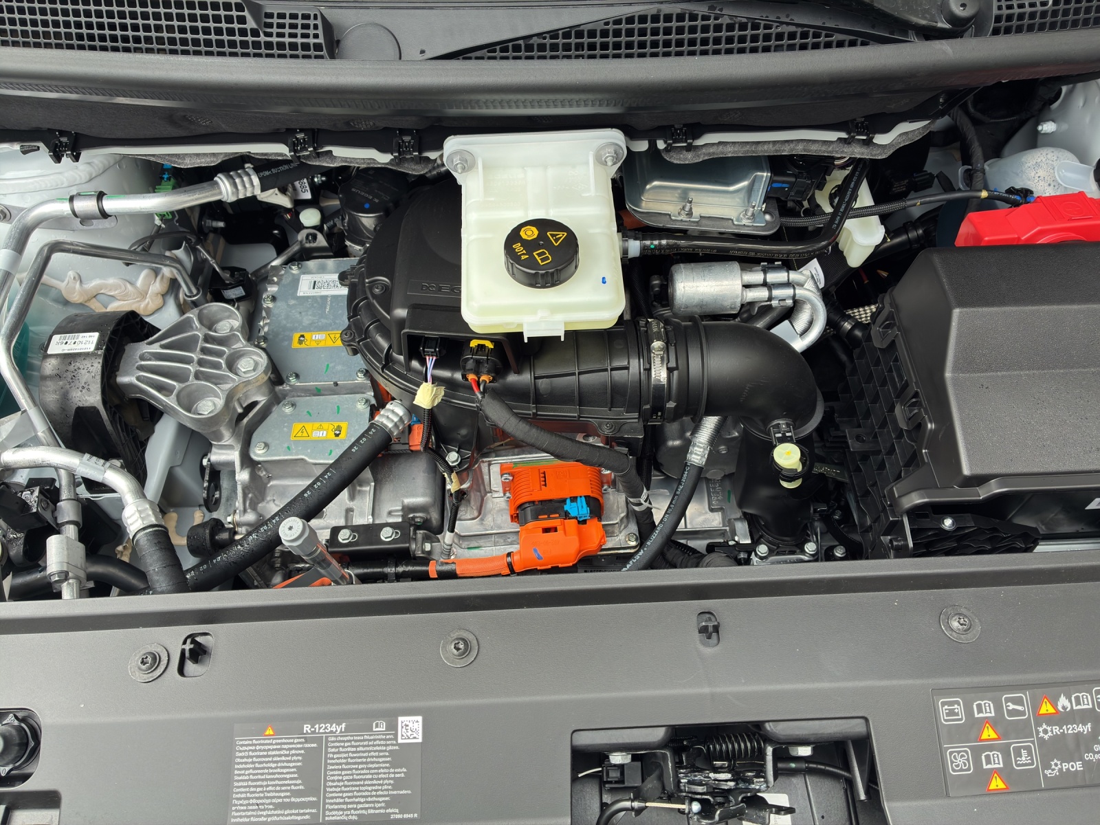 MERCEDES-BENZ eCitan Standard 2716mm S Worker-image-11