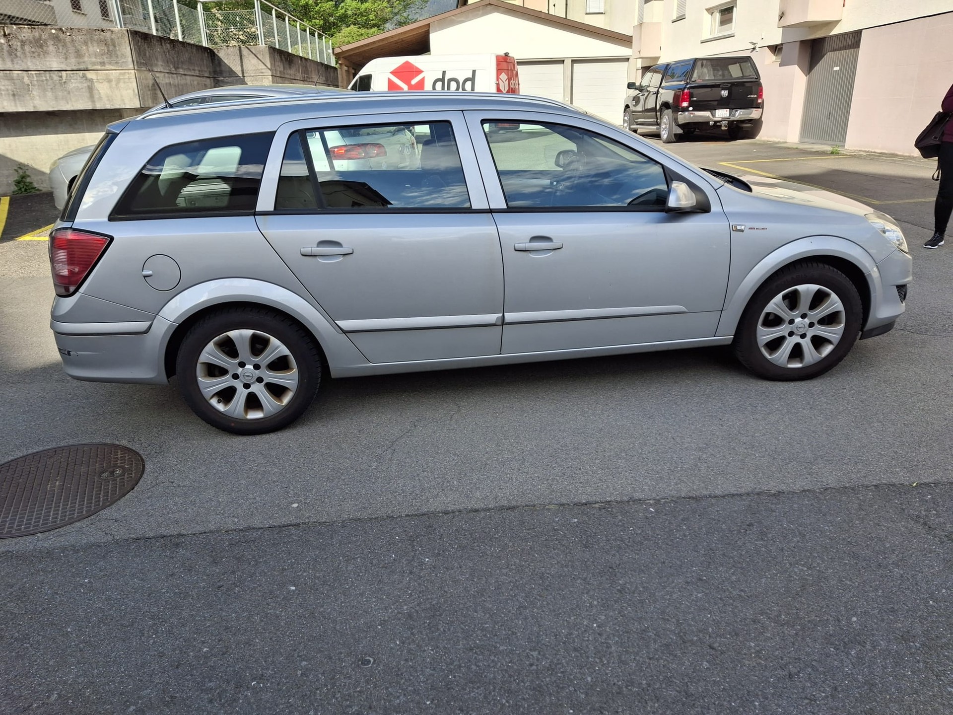 OPEL Astra 1.7 CDTi Enjoy-image-1