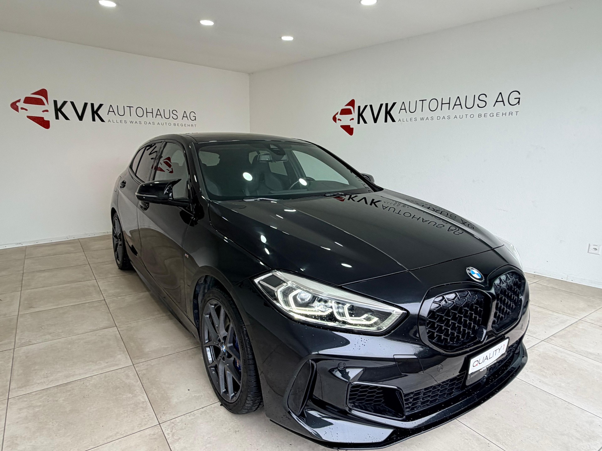 BMW M135i xDrive M Sport Pro Steptronic-image-2