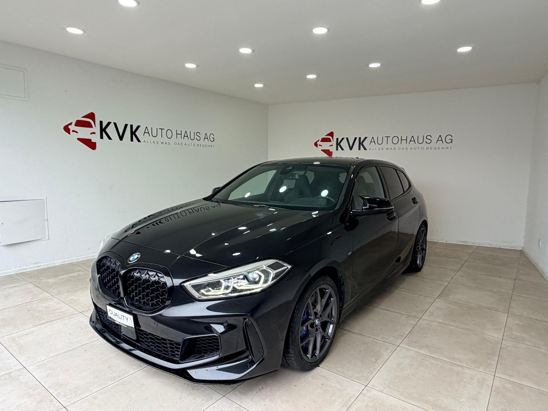 BMW M135i xDrive M Sport Pro Steptronic-image-0