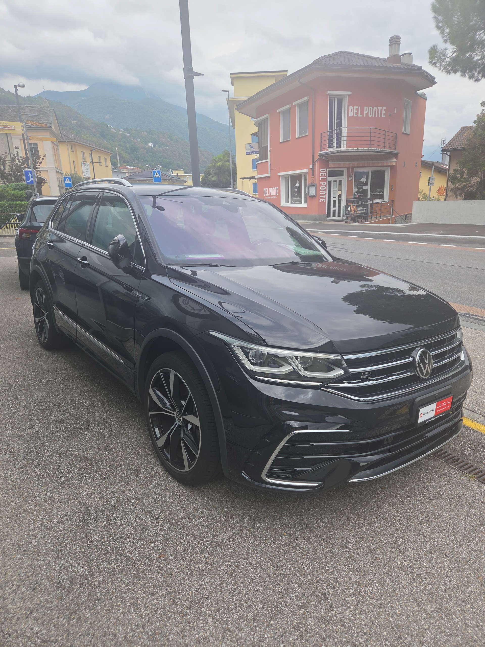 VW Tiguan 2.0 TDI SCR R-Line DSG