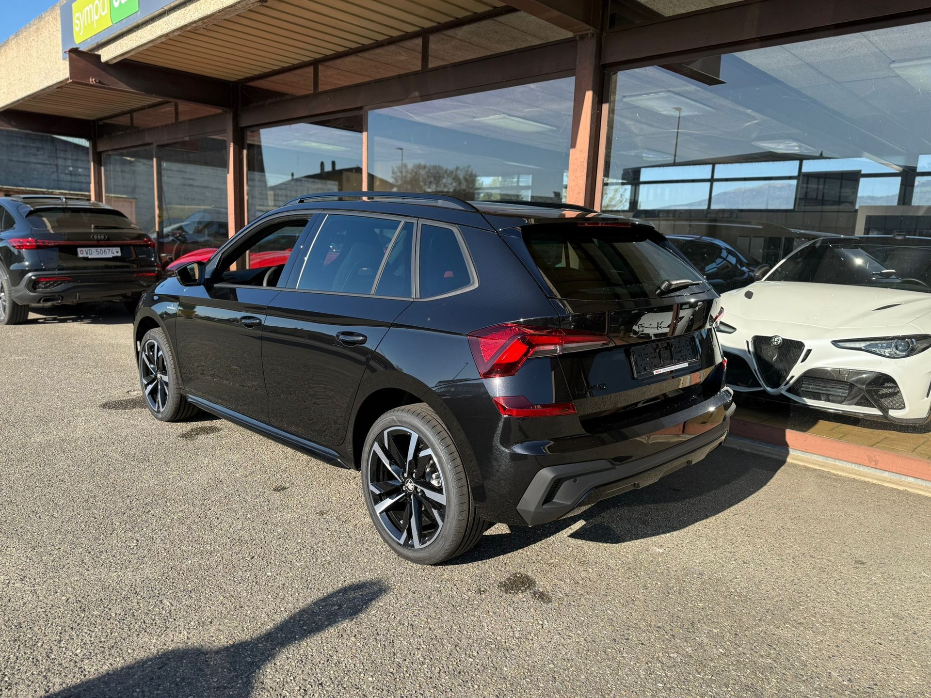 SKODA Kamiq 1.5 TSI Monte Carlo DSG-image-3