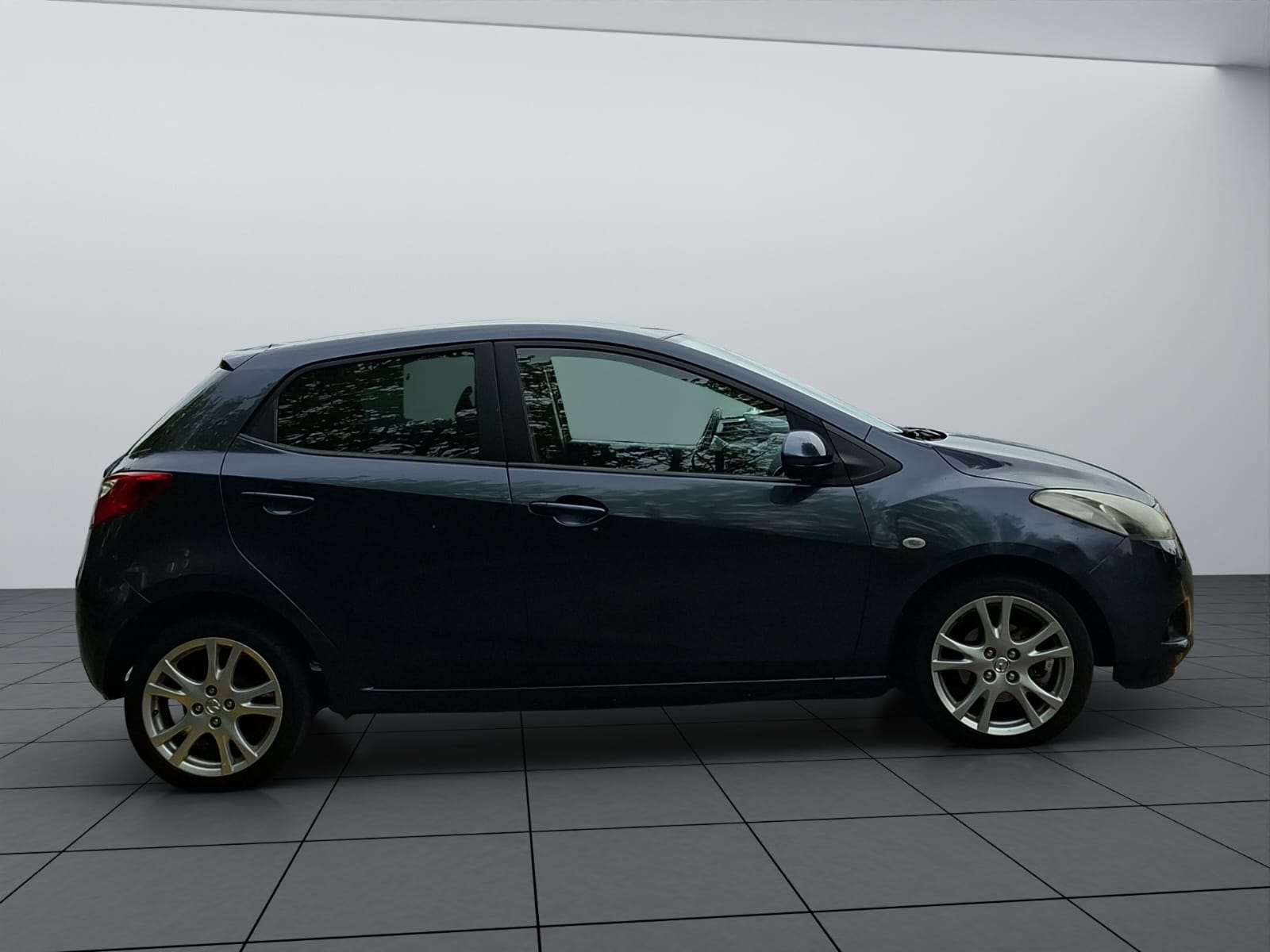 MAZDA 2 1.3i 16V Exclusive-image-7