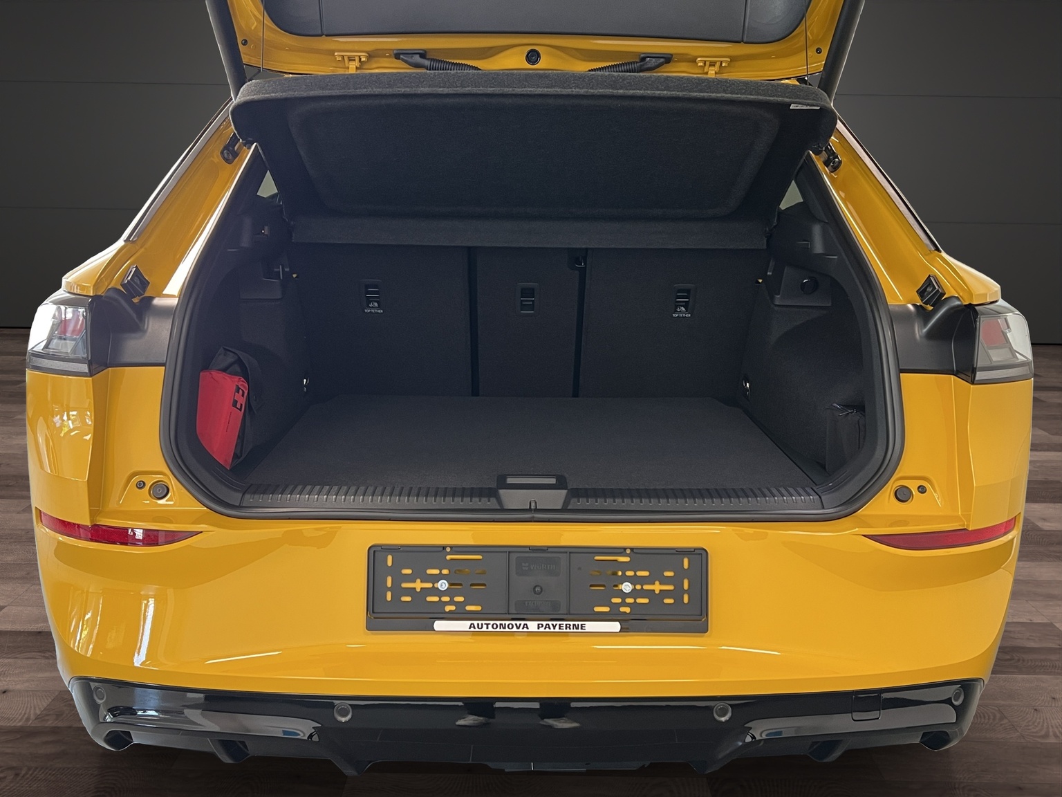 VW T-Roc 1.5 eTSI mHEV R-Line DSG-image-12