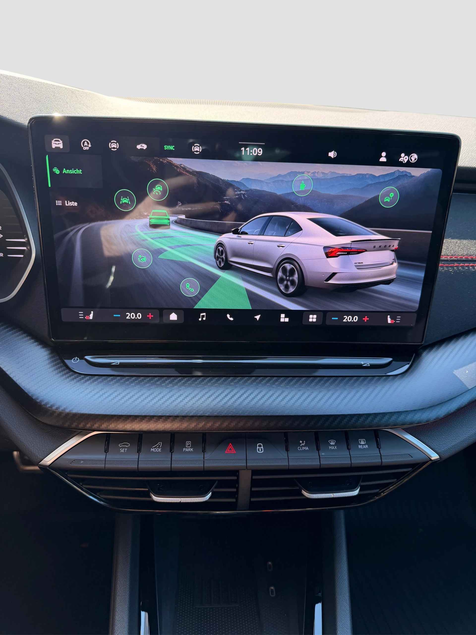SKODA OCTAVIA 2.0 TSI DSG RS Limousine-image-13