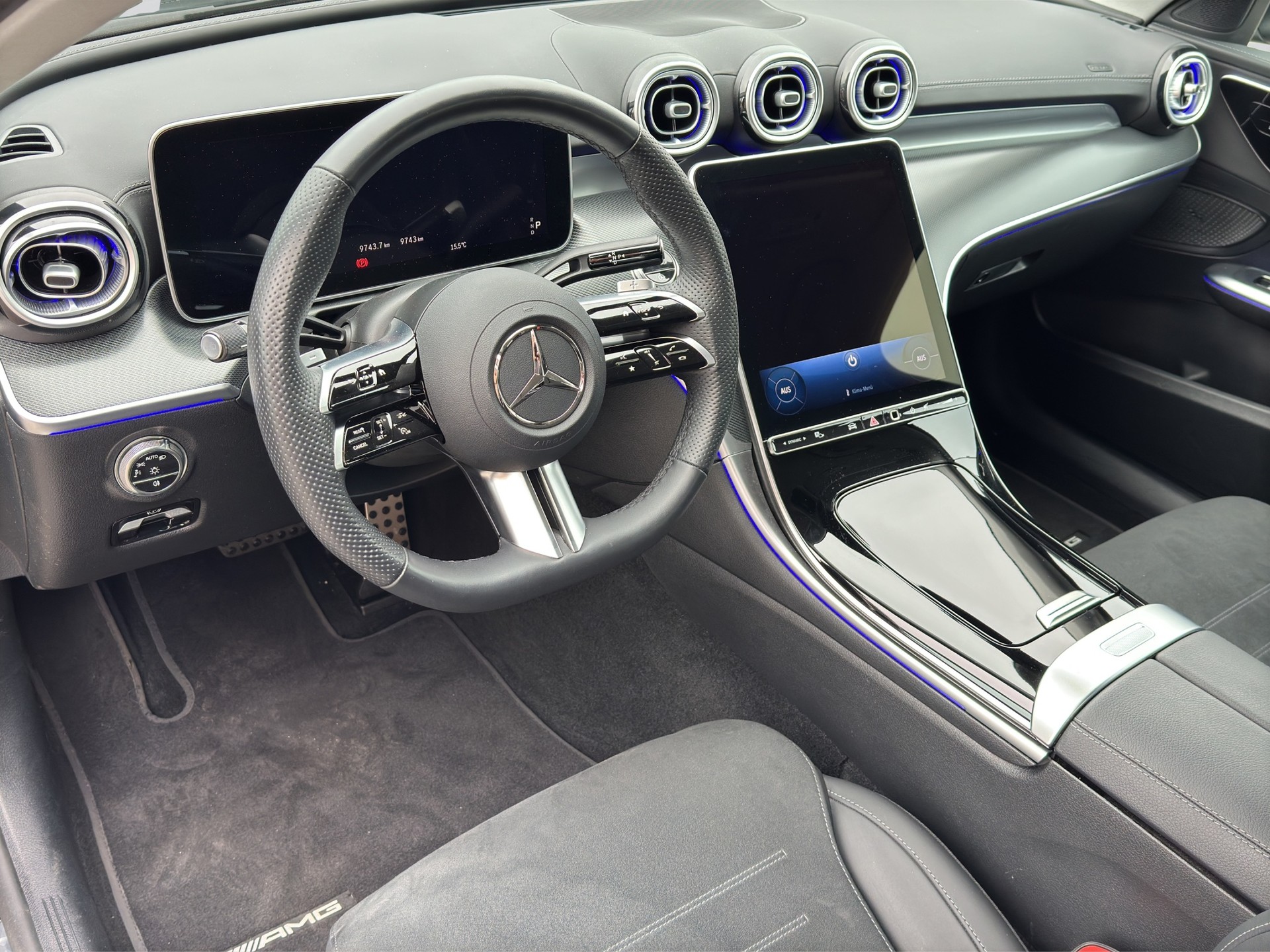MERCEDES-BENZ C 180 AMG 9G-Tronic-image-6