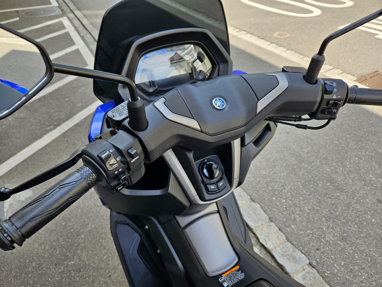 YAMAHA N-Max GPD 125-image-8