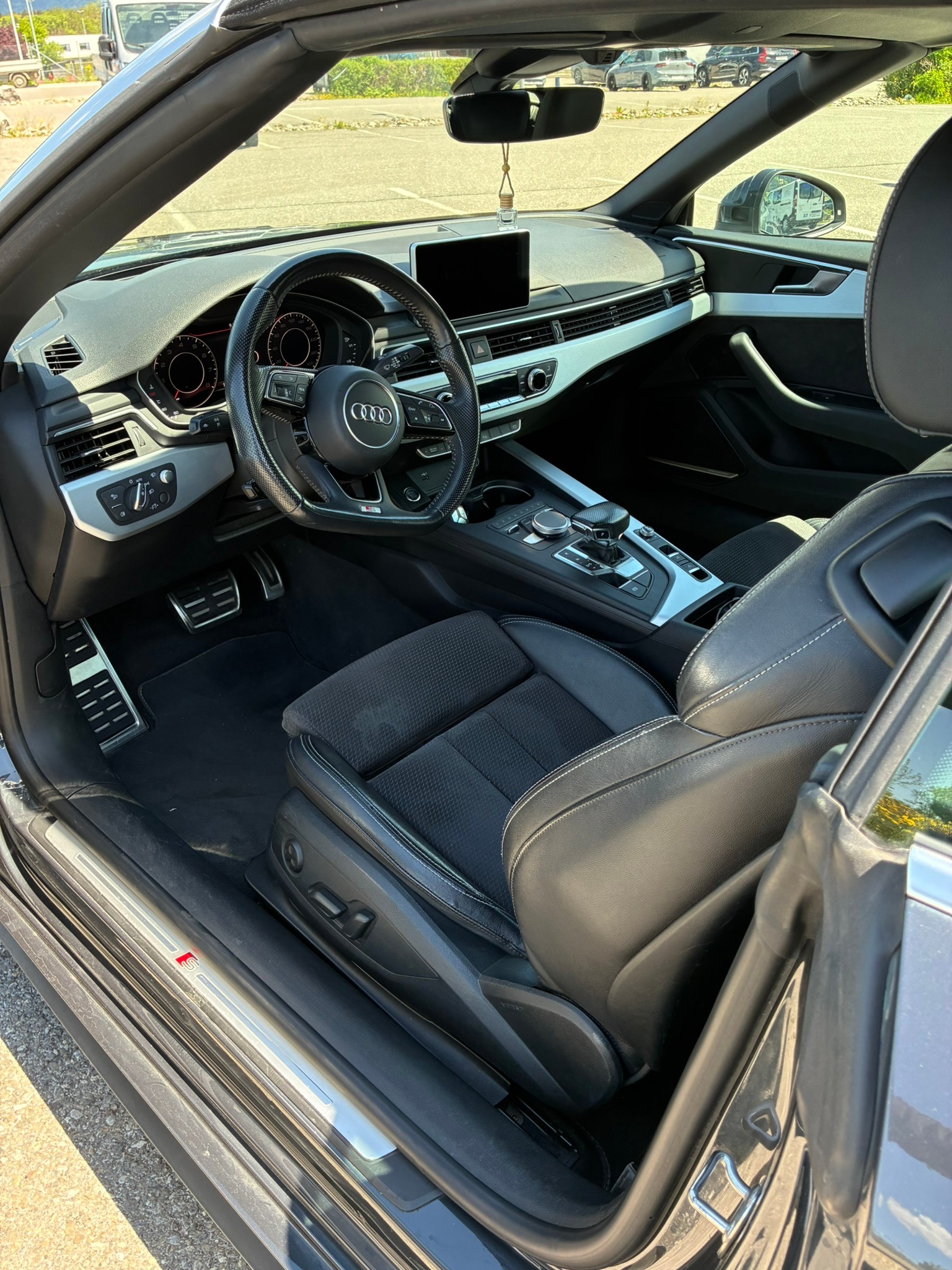 AUDI 2.0 TFSI Sport S-Tronic-image-9