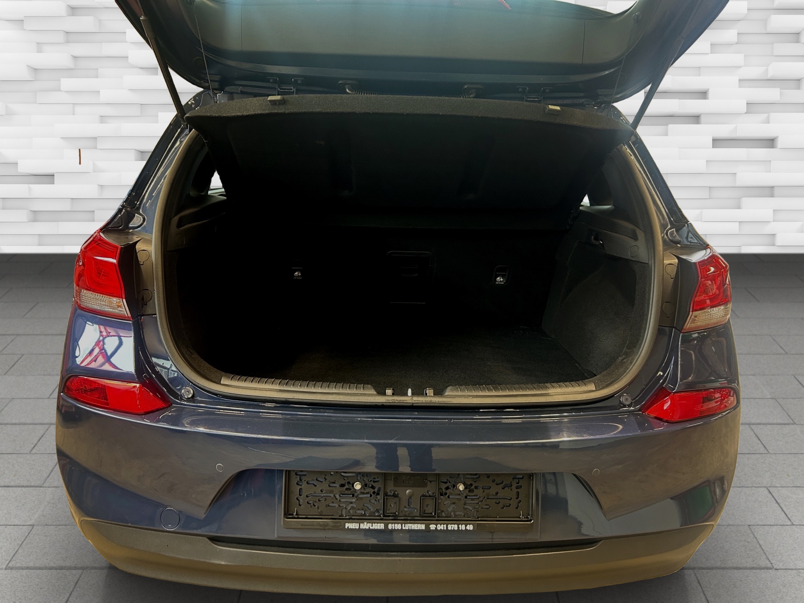 HYUNDAI i30 1.4 T-GDi Vertex-image-13