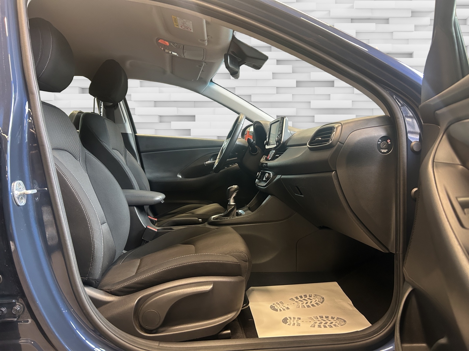 HYUNDAI i30 1.4 T-GDi Vertex-image-7