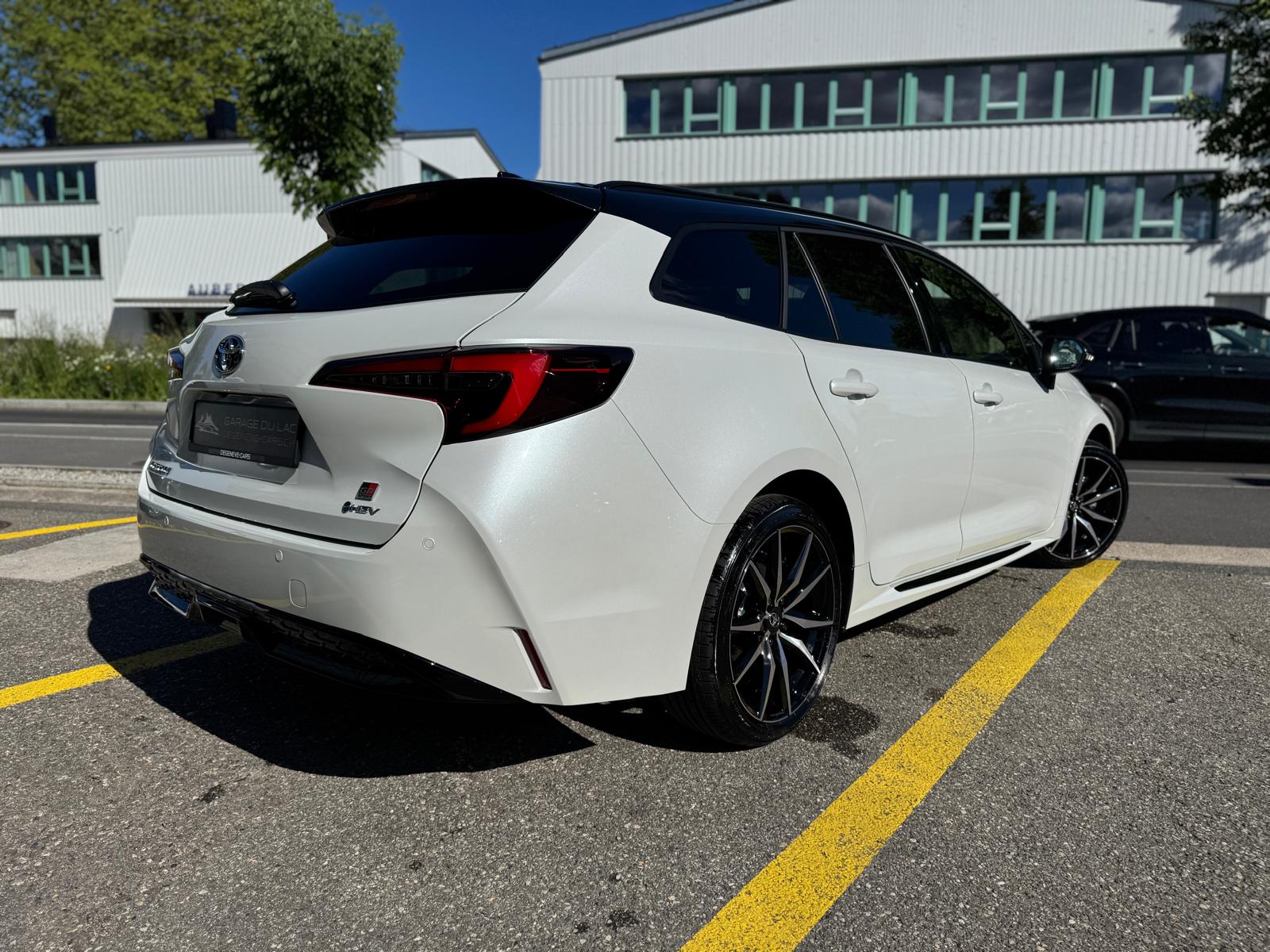TOYOTA Corolla Touring Sports 2.0 HSD GR-Sport e-CVT-showroom-element-3
