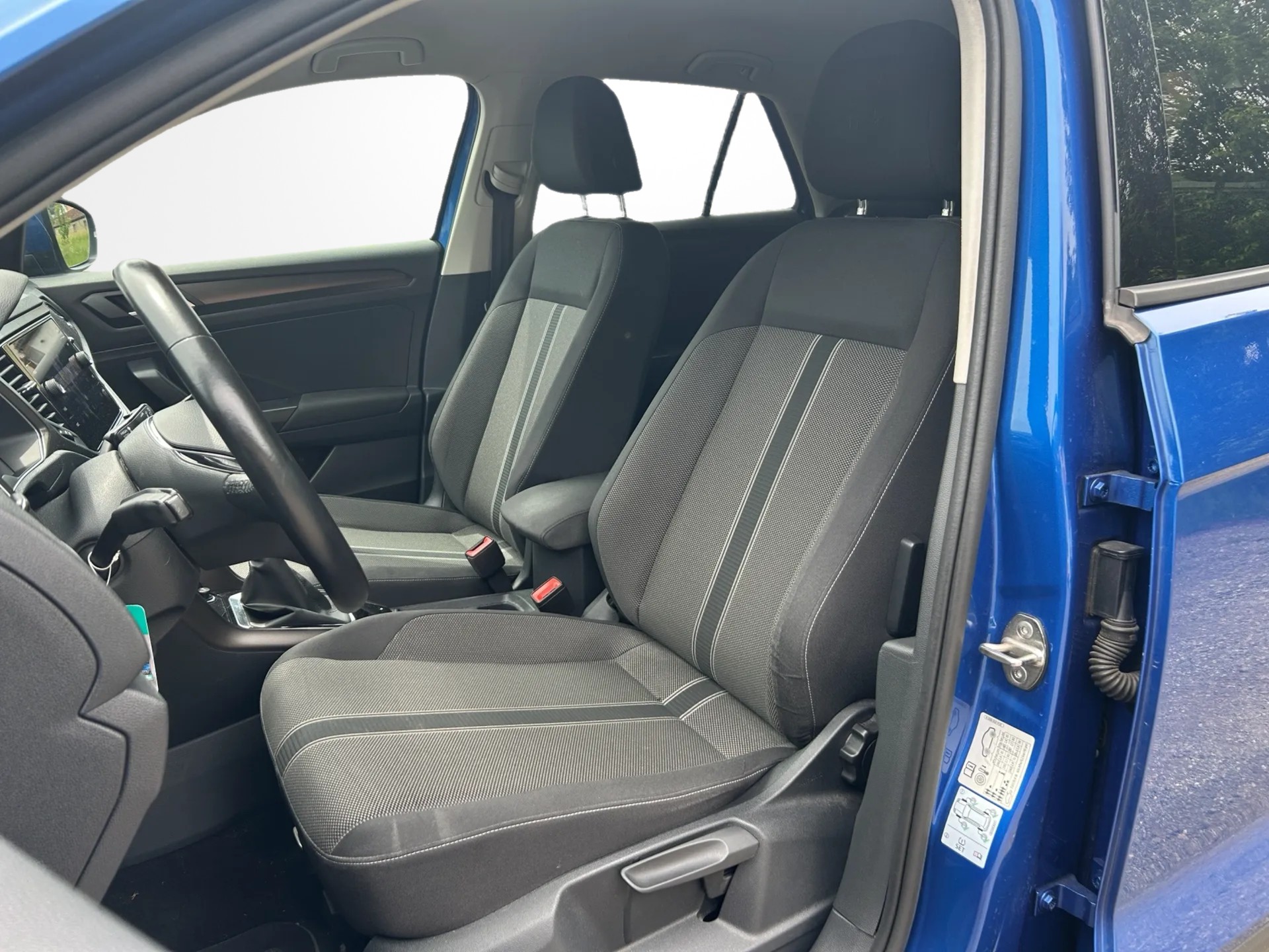 VW T-Roc 1.5 TSI EVO Advance-image-5