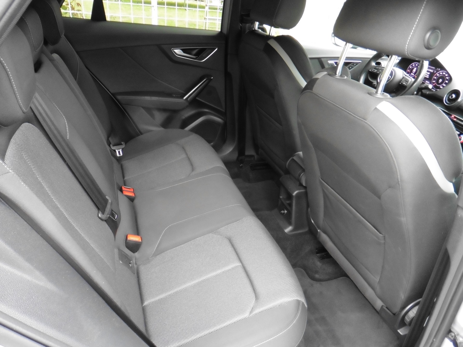 AUDI Q2 40 TFSI Sport quattro S-tronic-image-24