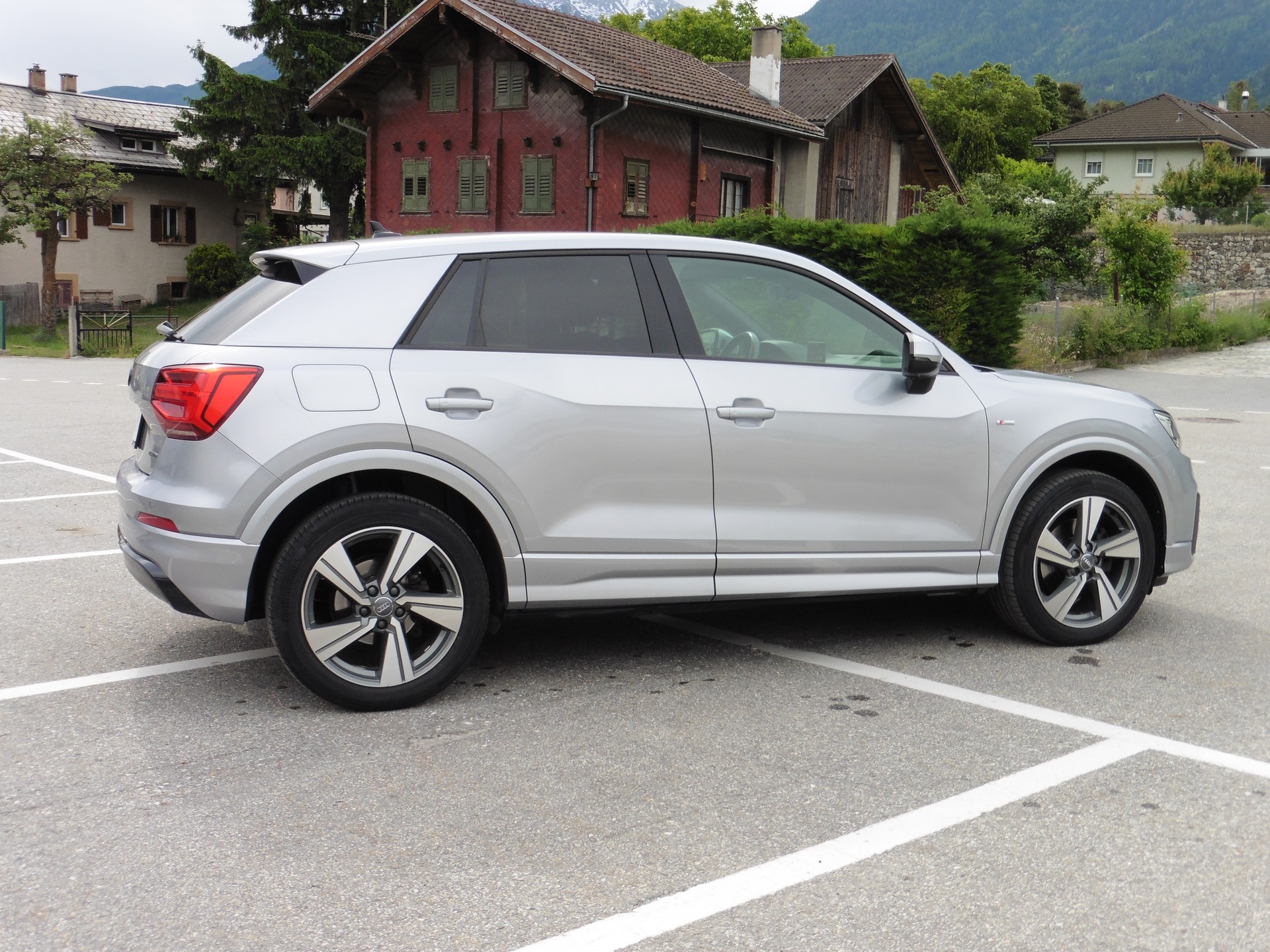 AUDI Q2 40 TFSI Sport quattro S-tronic-image-11