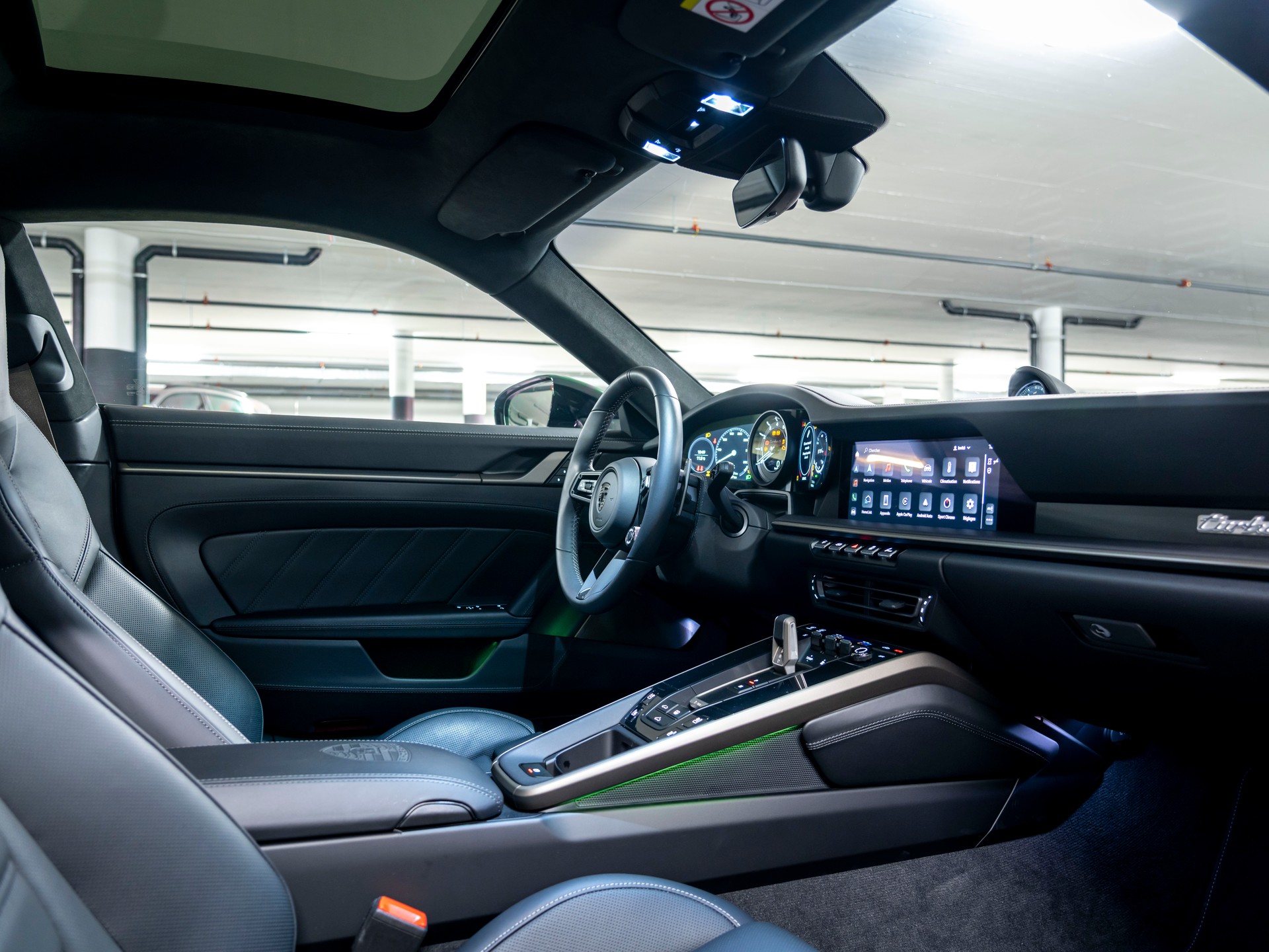 PORSCHE 911 Turbo 50 Jahre-image-14