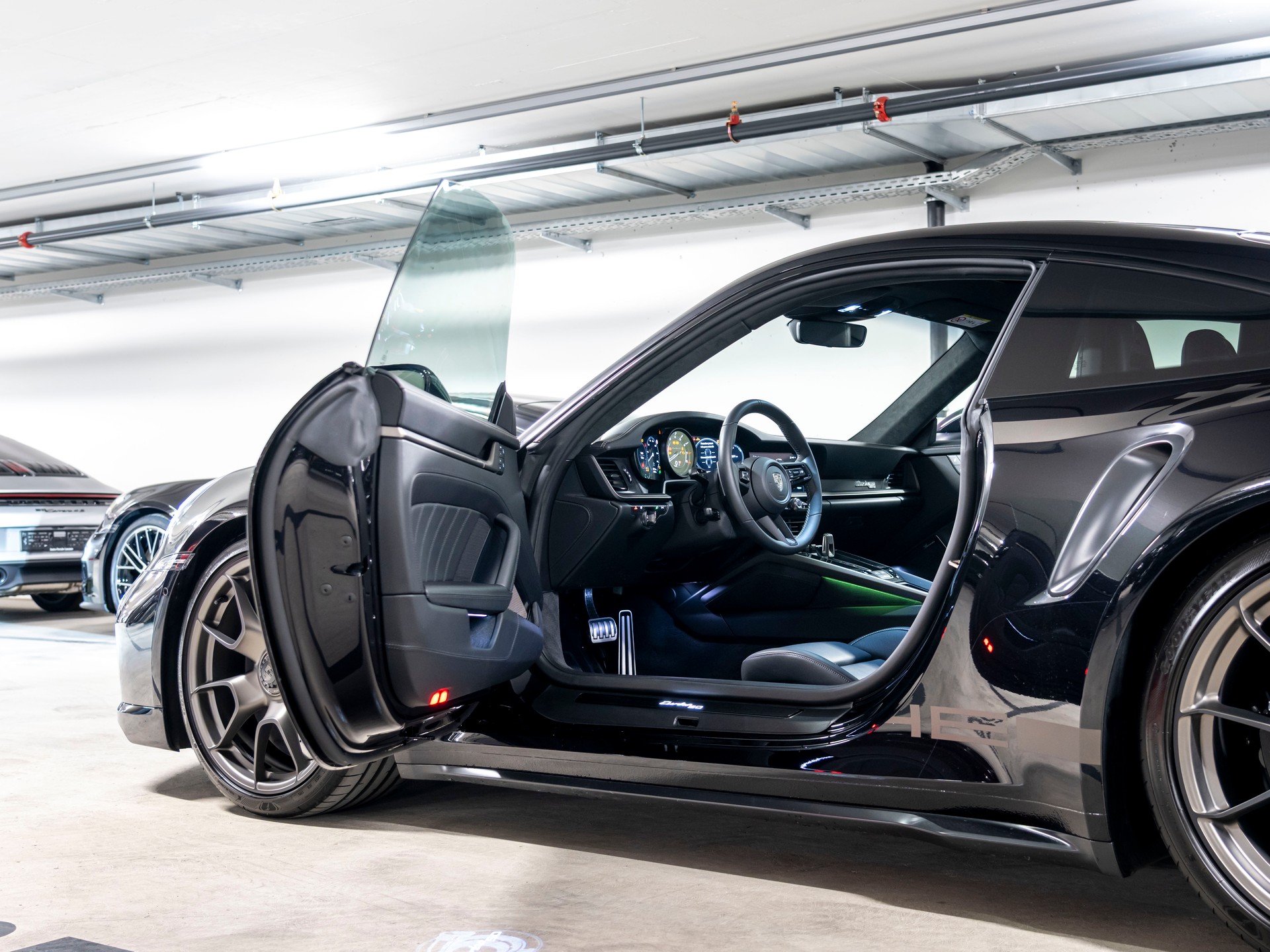 PORSCHE 911 Turbo 50 Jahre-image-13