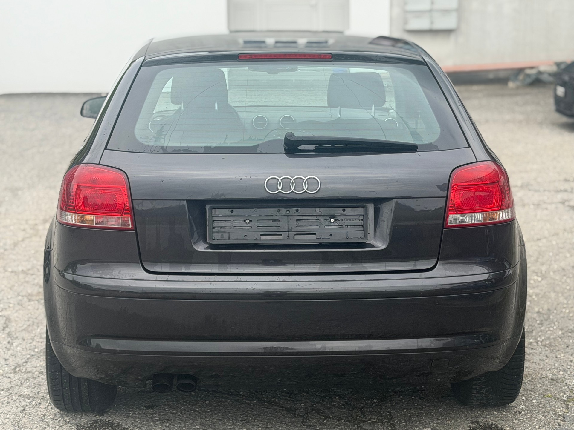 AUDI A3 2.0 TDI Ambiente-image-3