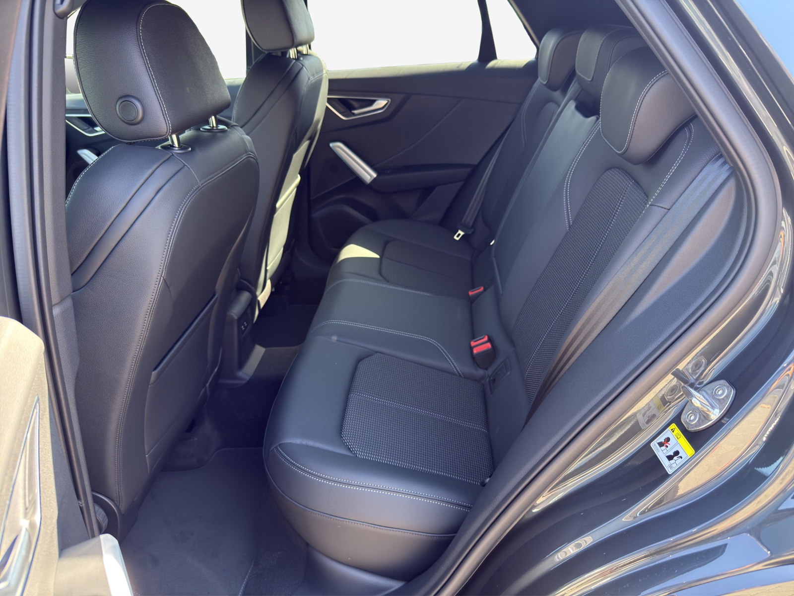 AUDI Q2 35 TFSI advanced S-tronic-image-11