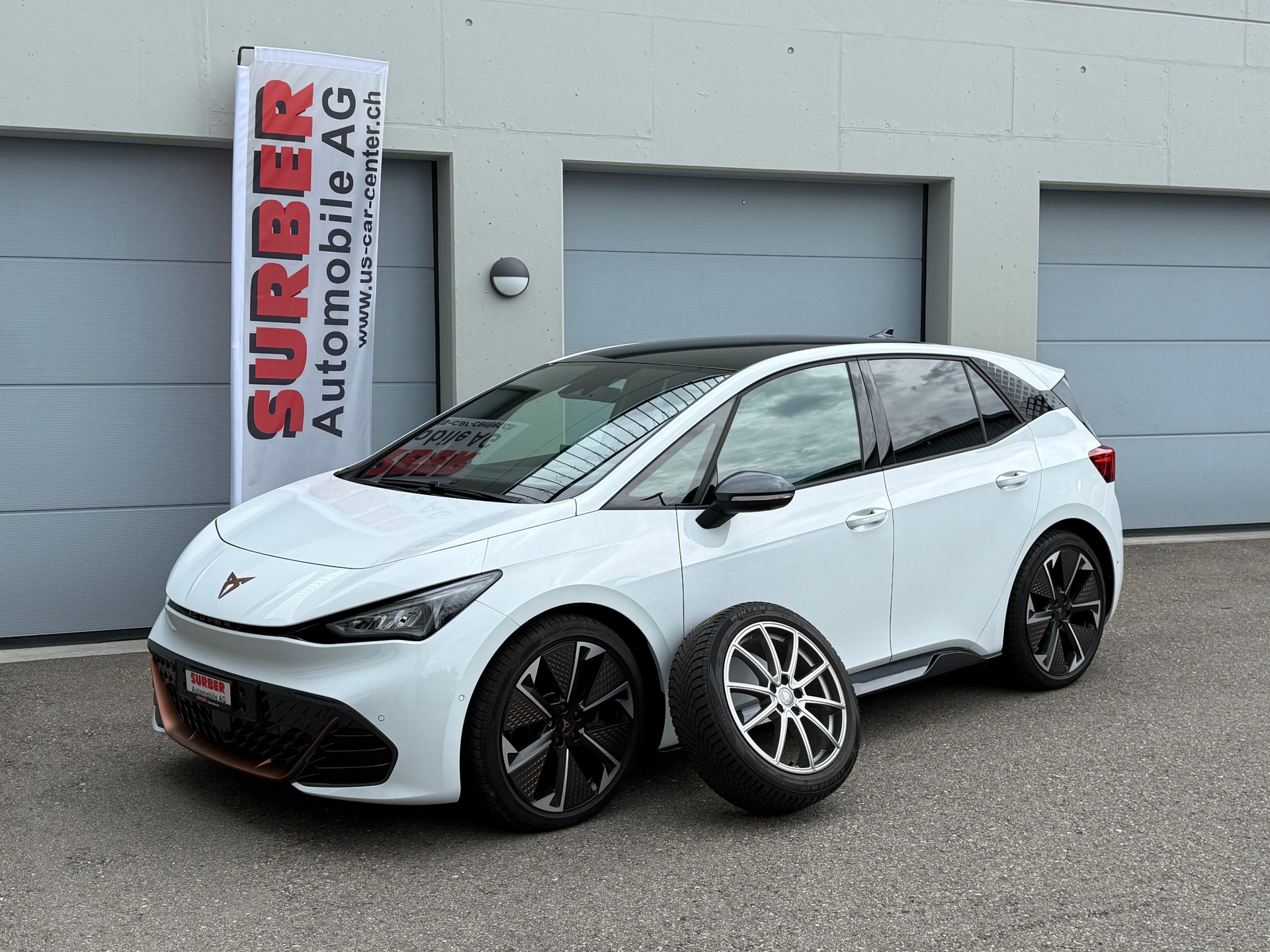 CUPRA Born 77 kWh e-Boost mit Wärmepumpe & Panoramadach (Modelljahr 2025)