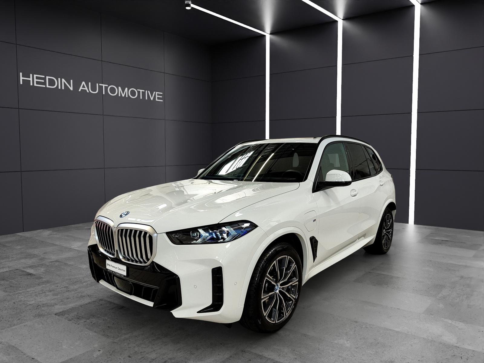 BMW X5 50e xDrive Attraktiven Leasingzinssatz ab 0,9 % bei Abschluss einer BMW Fahrzeugversicherung.
