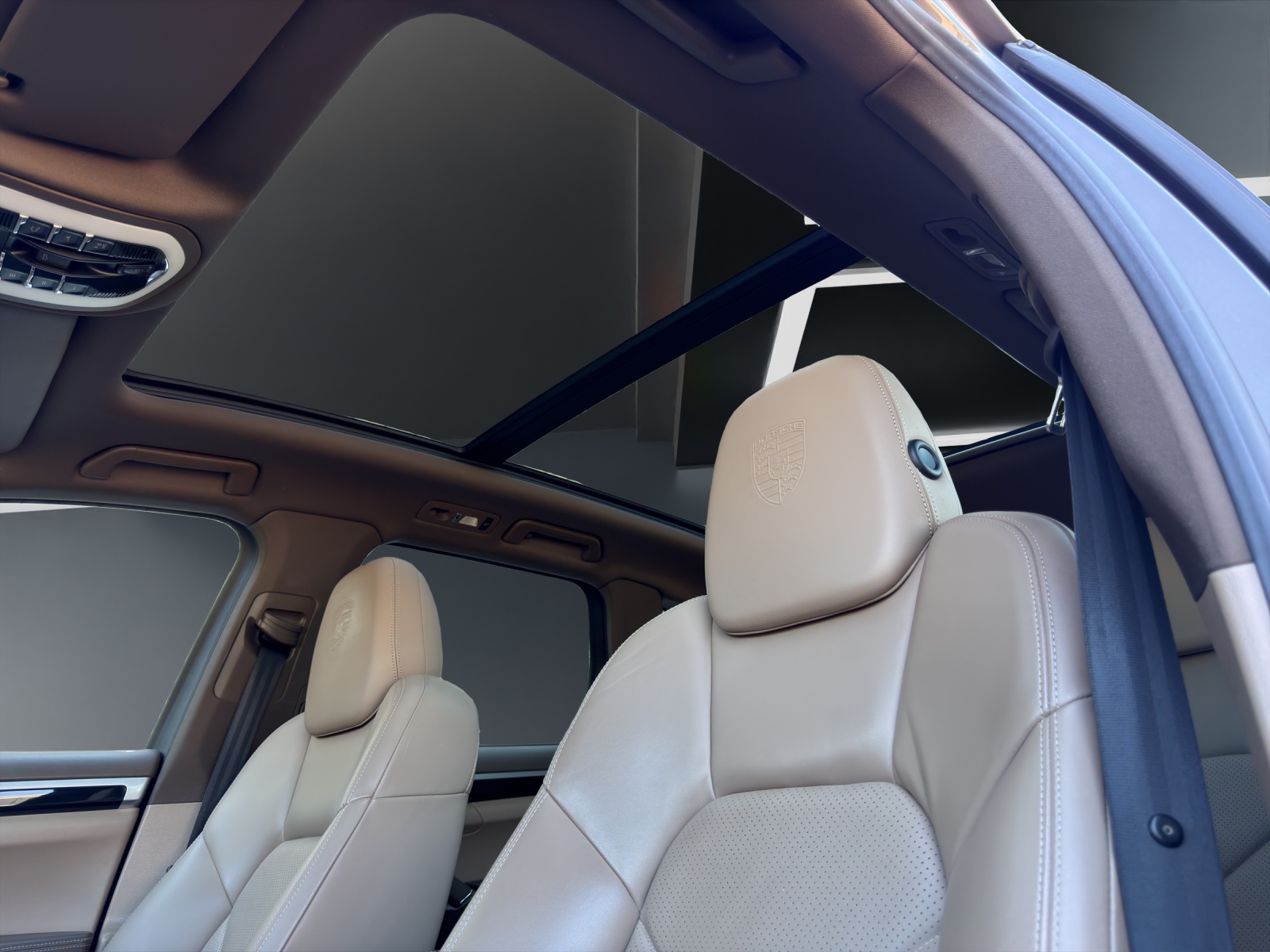 PORSCHE Cayenne S-image-17
