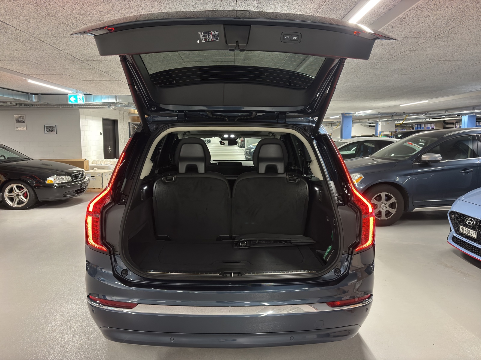 VOLVO XC90 2.0 B5 MH Ultra Bright AWD-image-11
