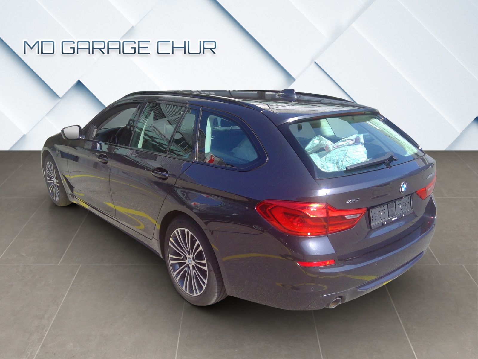 BMW 520d xDrive Touring Sport Line Steptronic-image-5