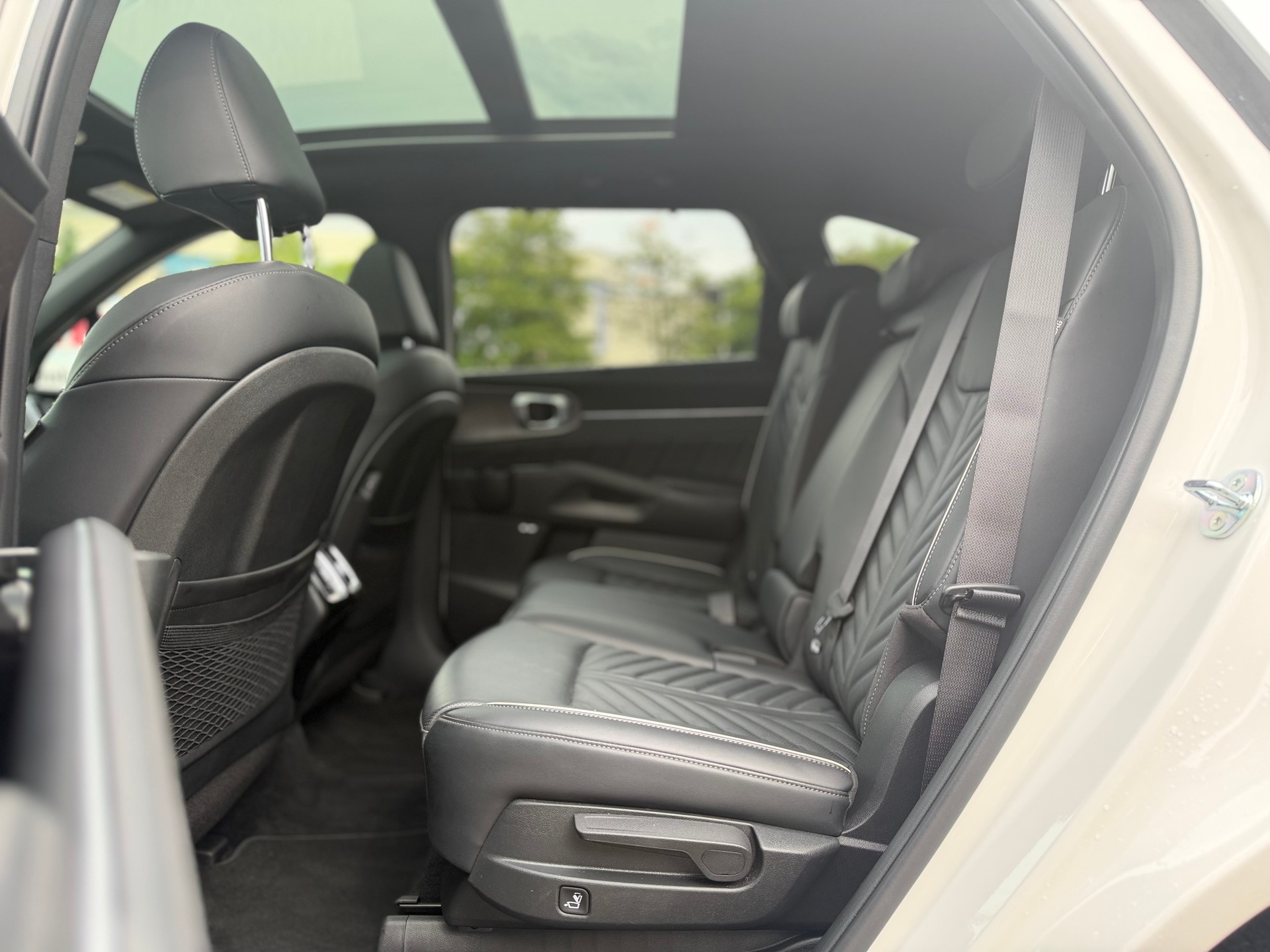 KIA Sorento 1.6 T-GDi HEV 7P Style-image-15