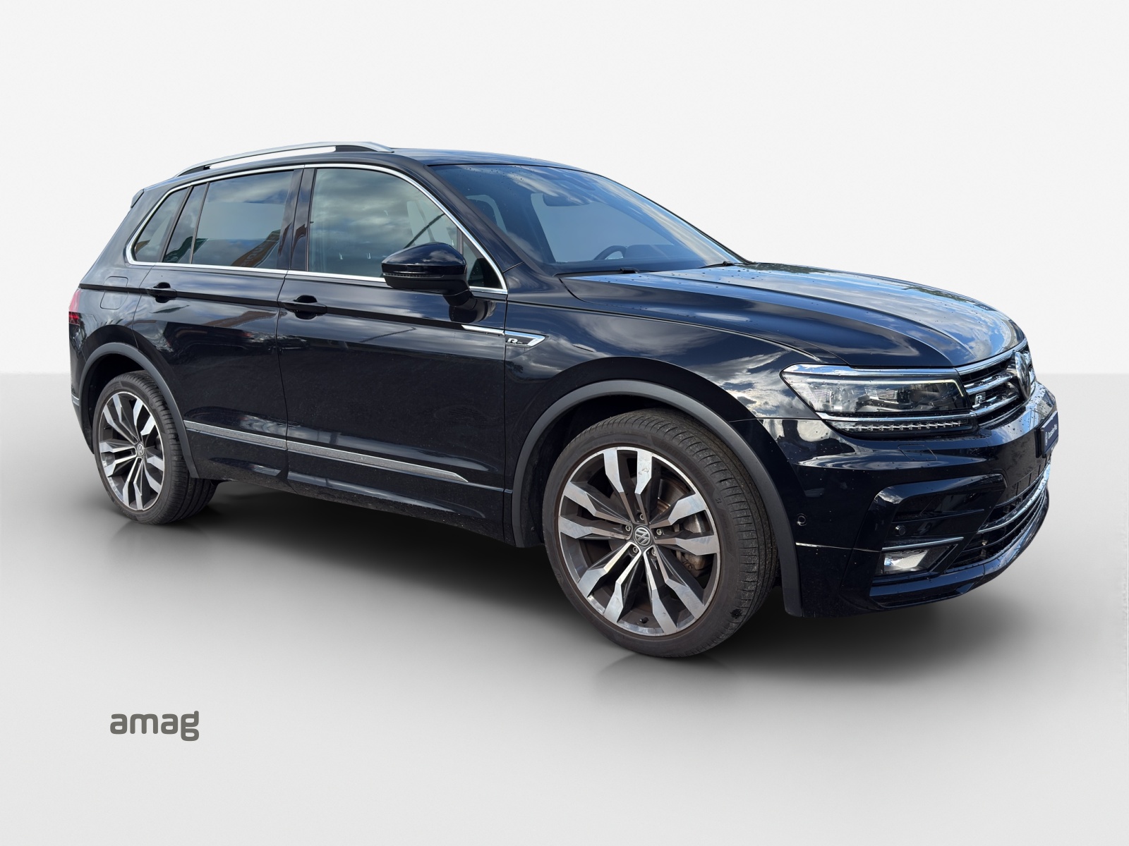 VW Tiguan 2.0TSI Highline 4Motion DSG-image-5