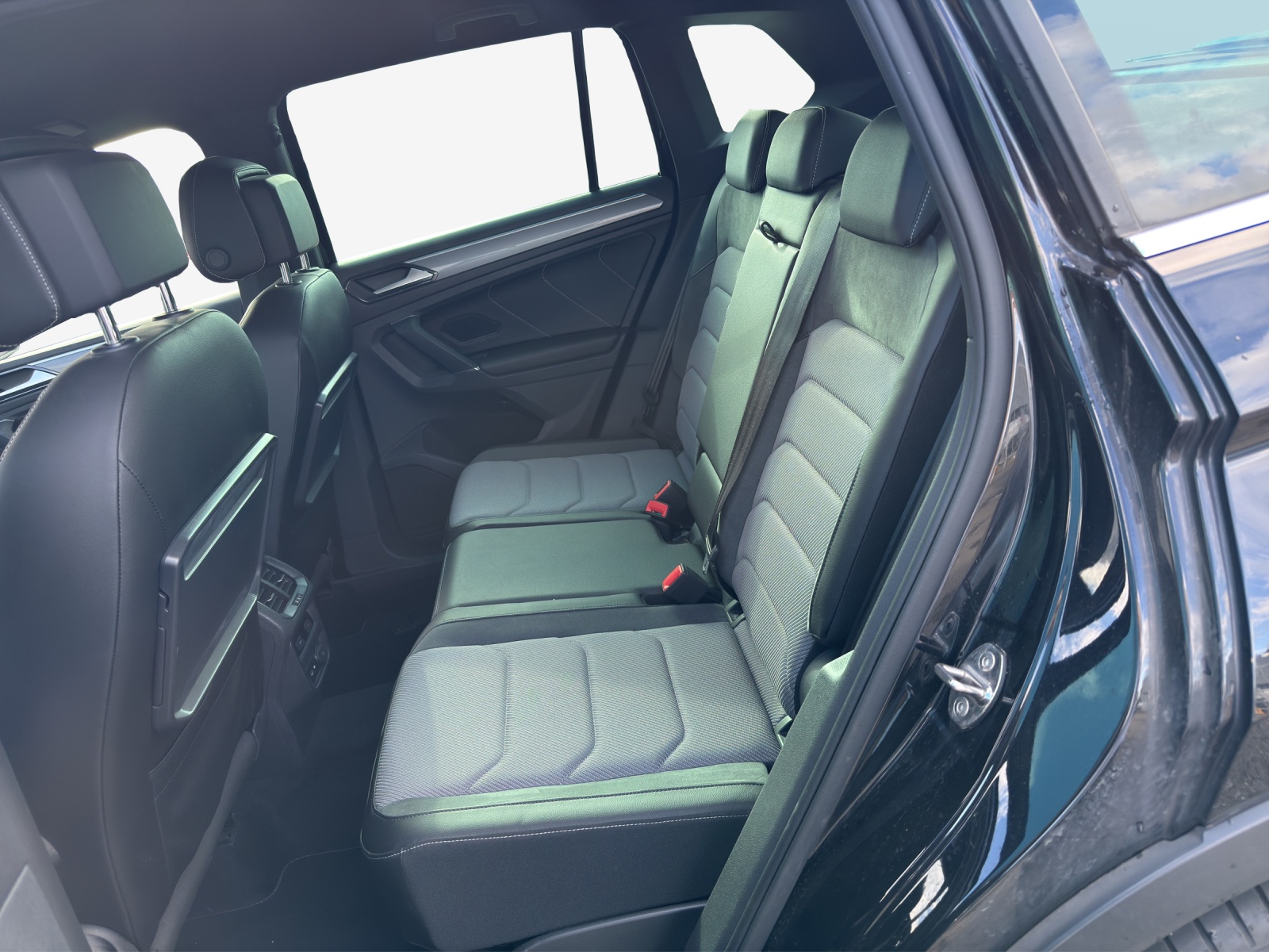 VW Tiguan 2.0TSI Highline 4Motion DSG-image-11